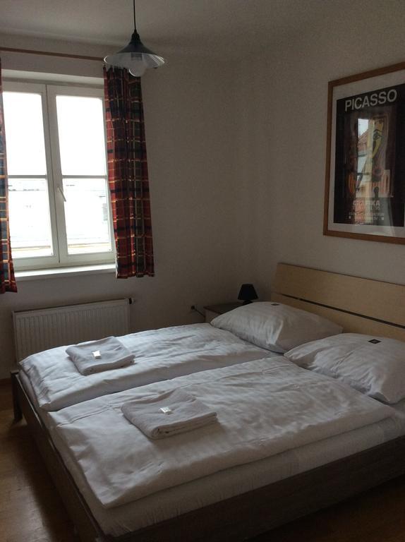 Travellers Hostel Praha Экстерьер фото