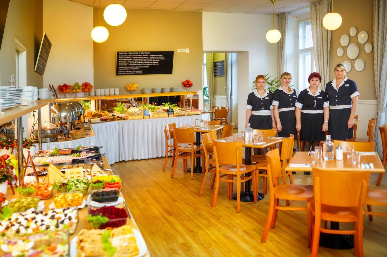 Travellers Hostel Praha Экстерьер фото